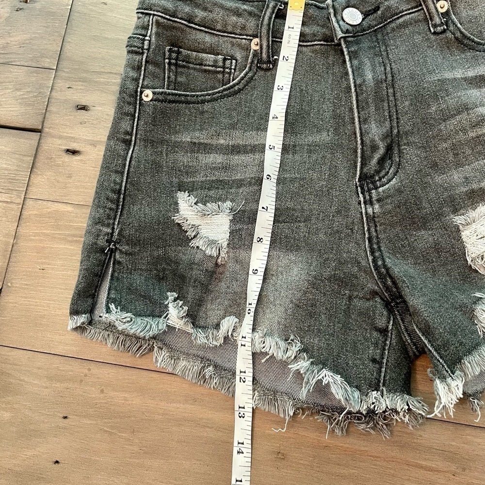 DISTRESSED denim shorts - Picture 2 of 6